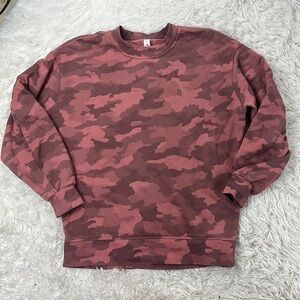Lululemon Perfectly Oversized Crew Heritage 365 Camo Brier Rose Multi